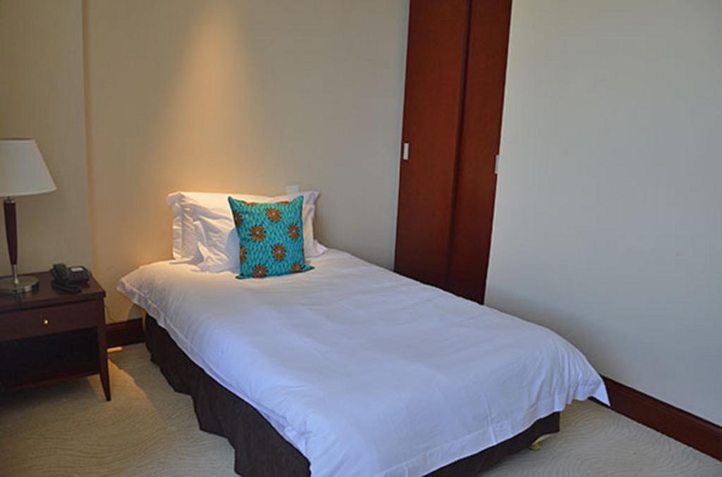 President Hotel At Umodzi Park Lilongwe Buitenkant foto