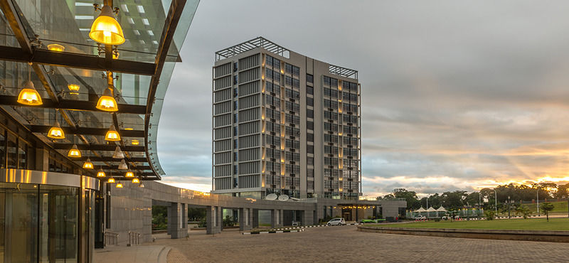 President Hotel At Umodzi Park Lilongwe Buitenkant foto